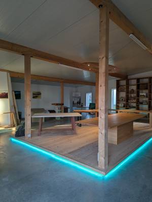 PXL_20251204_075139646